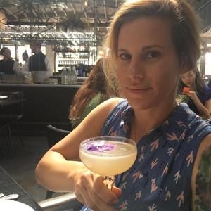 Meet your Posher, Elizabeth